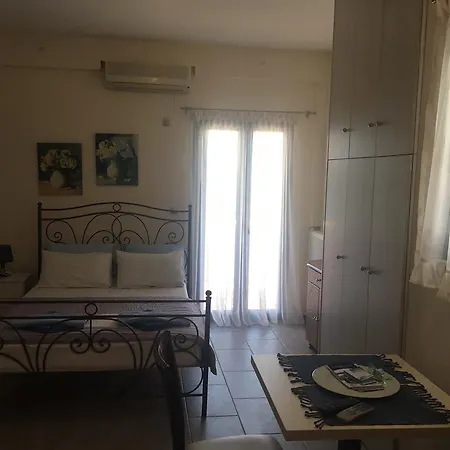 Serifos Palace 3*