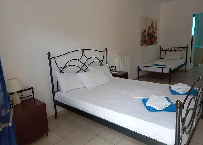 Serifos Palace 3* Livadakia