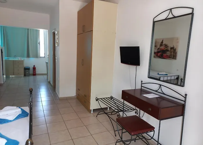 Aparthotel Serifos Palace