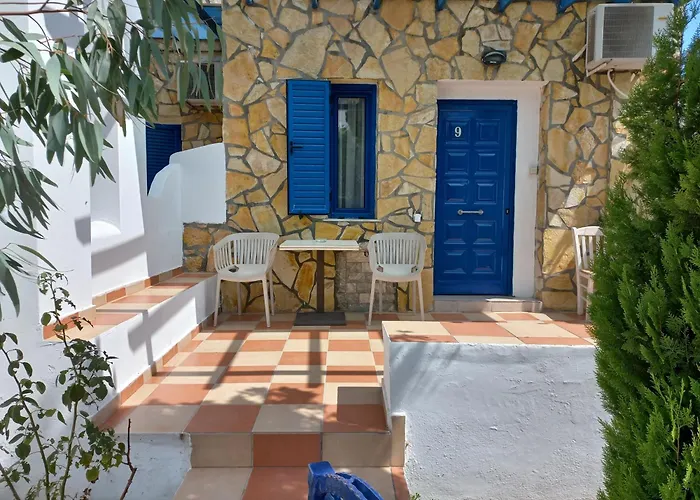 Serifos Palace Aparthotel