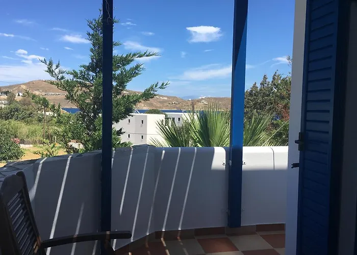 Aparthotel Serifos Palace 3*