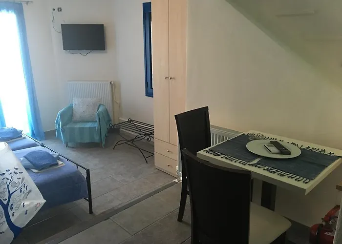 Serifos Palace Aparthotel 3*