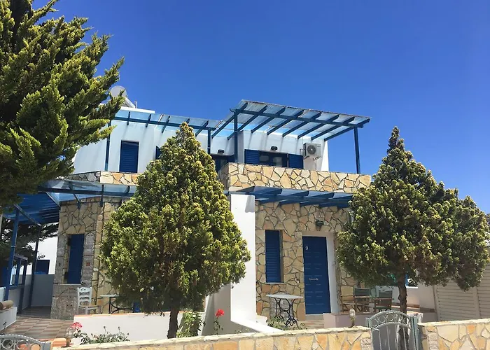 Aparthotel Serifos Palace