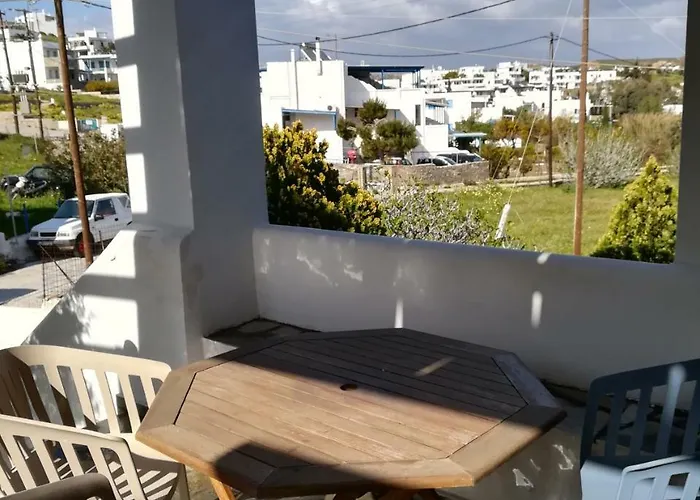 Aparthotel Serifos Palace